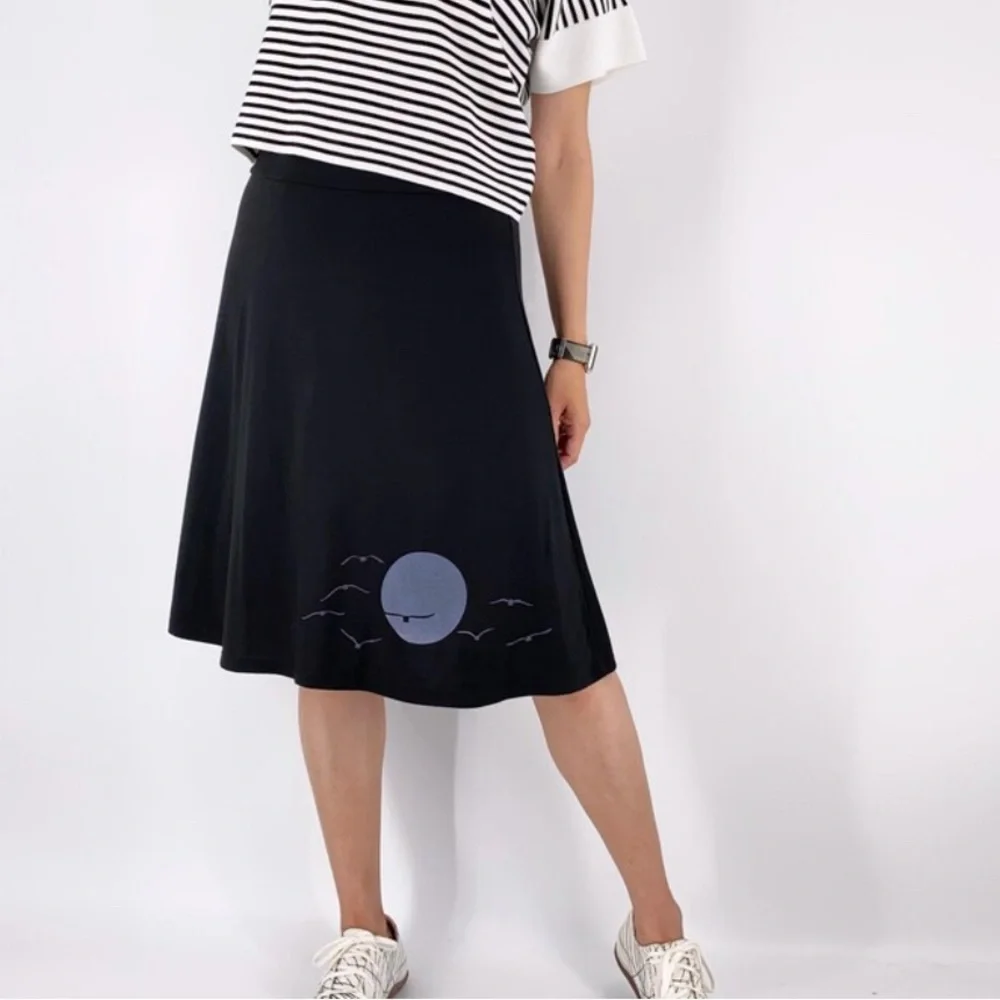 Chic Black A-Line Skirt with Moon Graphic Zoeslollipop